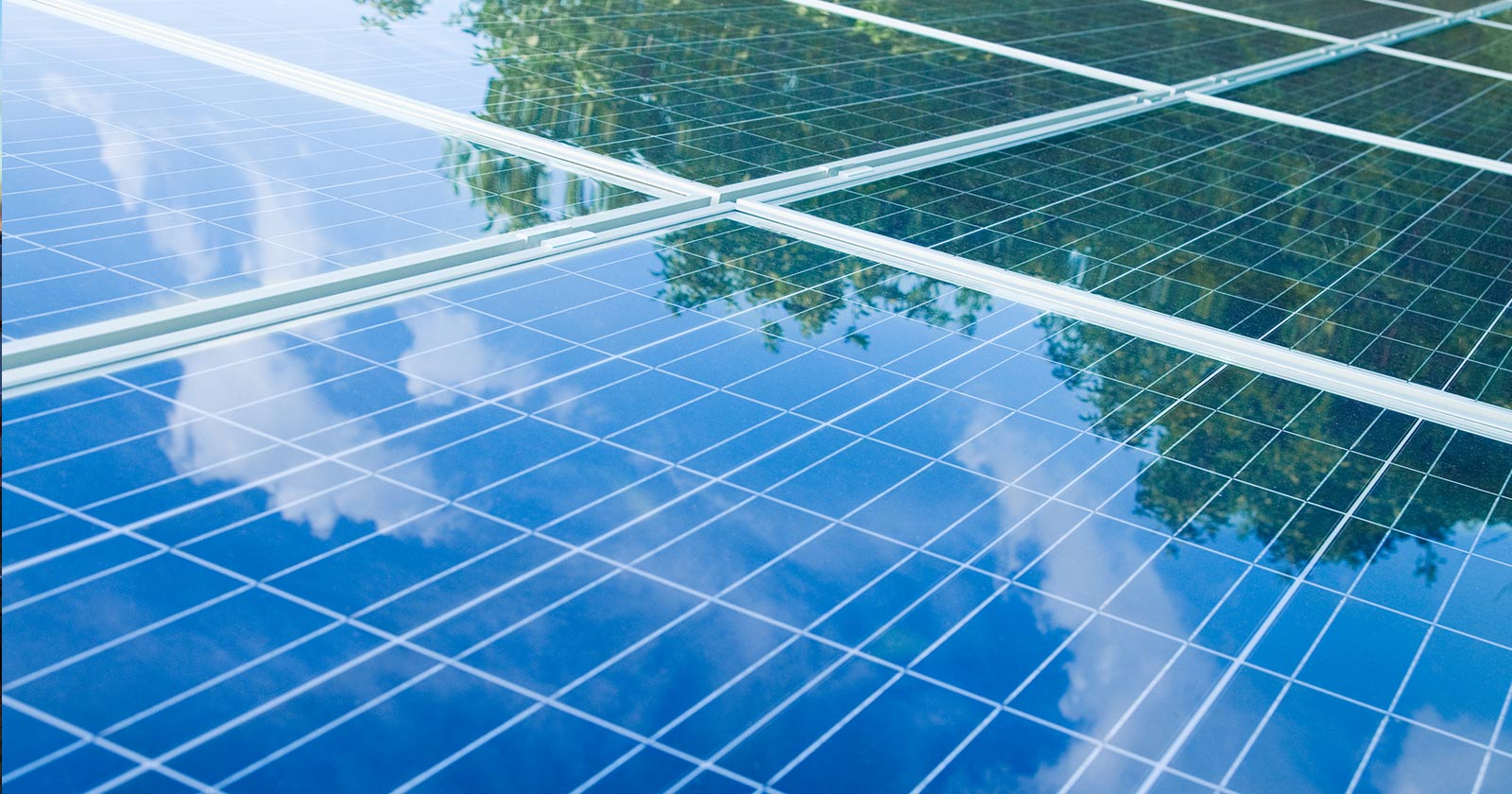 Powerstation mit Solarpanel